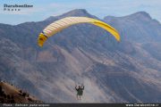 پرواز لذت بخش با پاراگلایدر در سایت پروازی آذرخش داراب