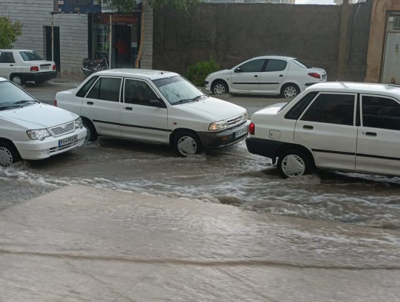 بارندگی ۲۰تیرماه در نقاط مختلف شهر داراب
