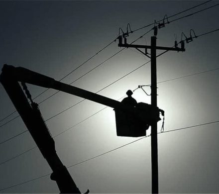 وعده پایان ناترازی برق و تداوم خاموشی‌ها در داراب